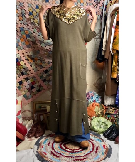 sequins  collar