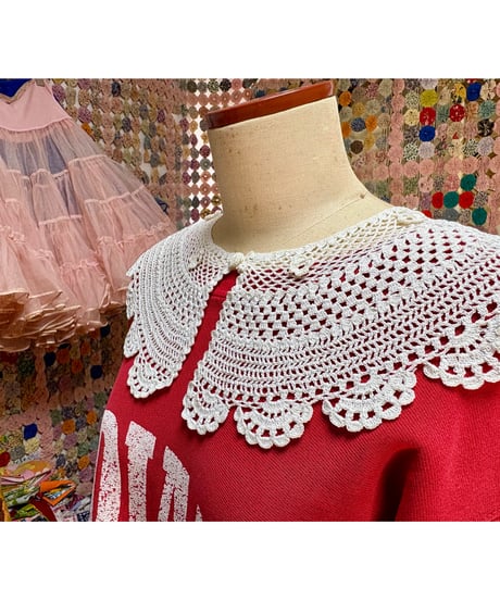 small flower crochet collar