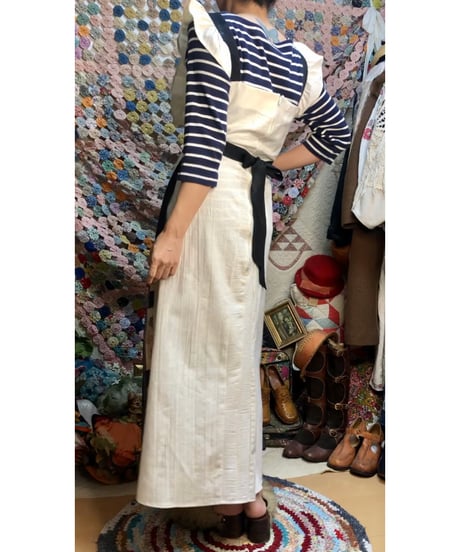 60-70s dresden plate apron dress