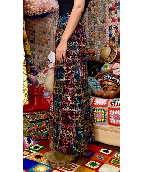 70s embroidered quilting skirt