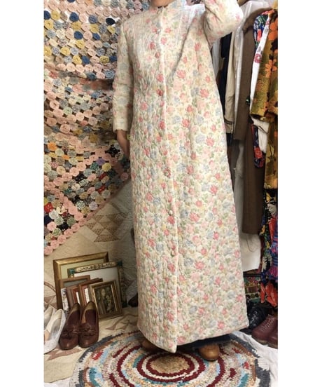 1960's quilting flower robe