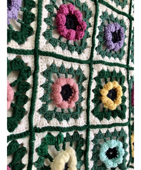 3D granny square flower blanket