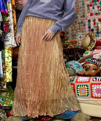 wrinkle maxi skirt