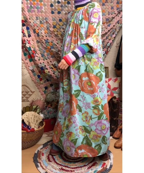 60-70s flower dress
