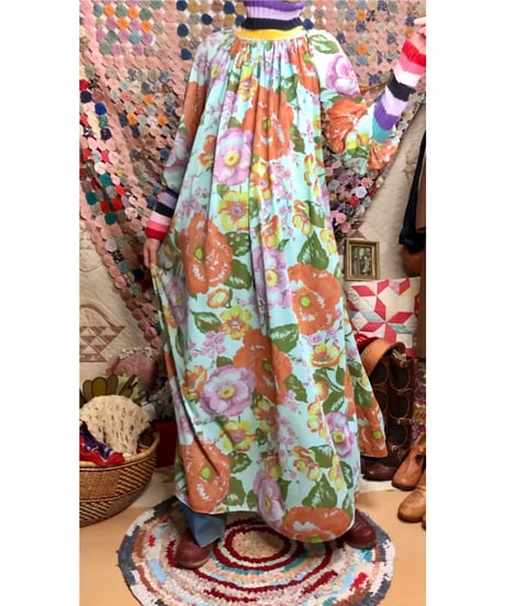 60-70s flower dress