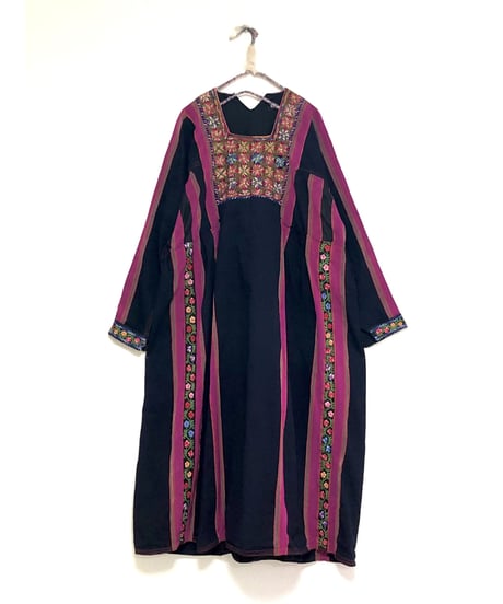 70's palestinian dress