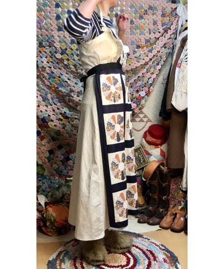 60-70s dresden plate apron dress