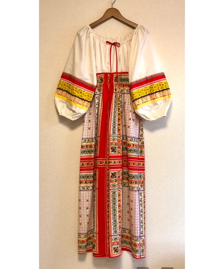 70s balloon sleeve flower print dress