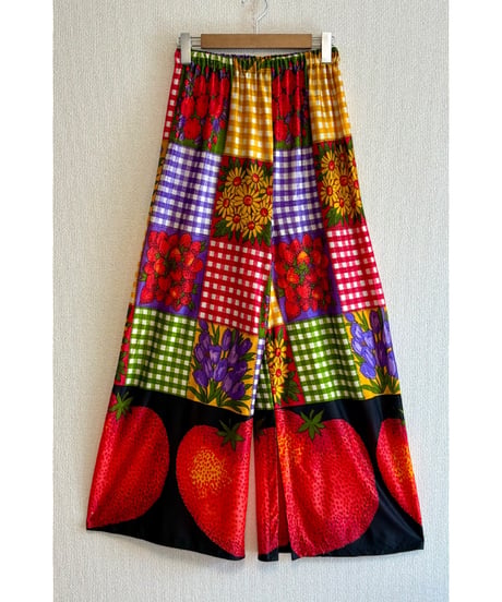 strawberry wide leg pants