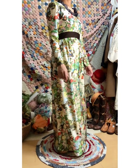 60-70s floral oriental dress