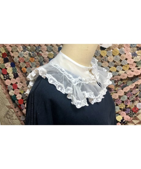 vintage collar ③