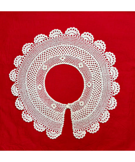 small flower crochet collar