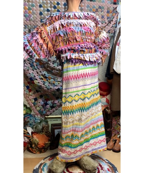 70s embroidered ribbon work skirt