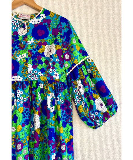 60-70s  balloon sleeve flower hawaiian dress