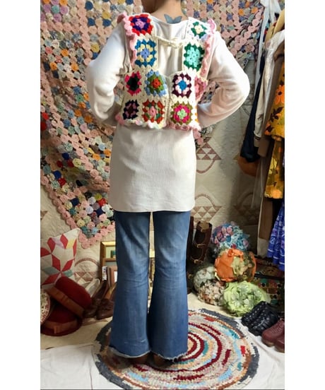 granny square vest white×pink