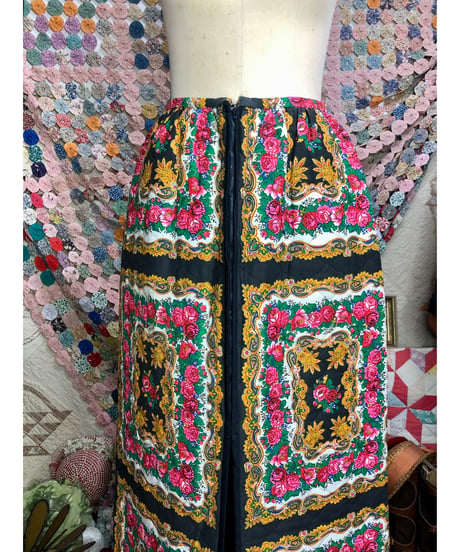 70s paisley and flower quilting skirt
