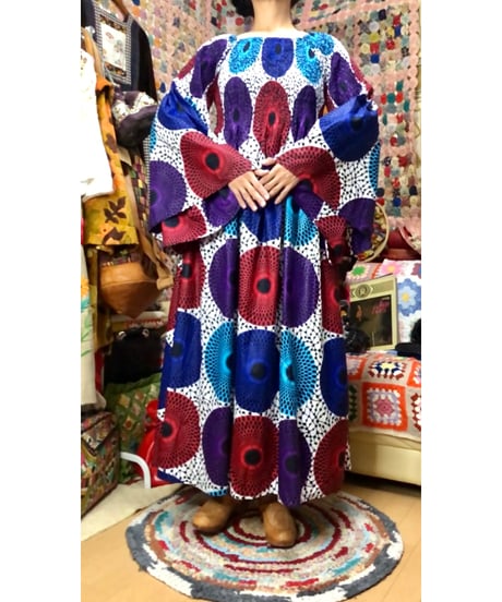 flare sleeve batik dress