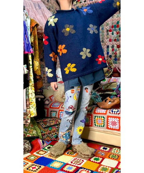 ecuador hand knit daisy sweater