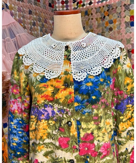 small flower crochet collar
