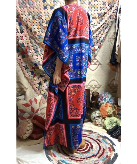 60's flower kaftan dress