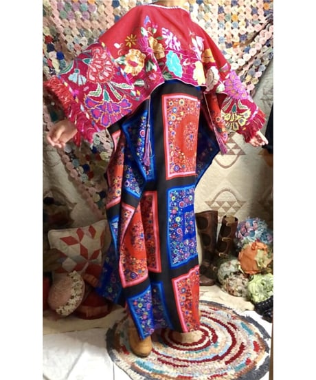 vintage mexican huipil