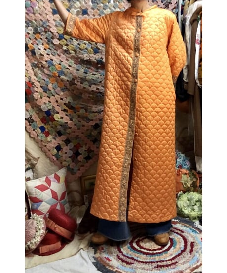 60's quilted robe