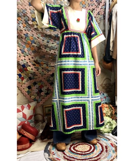 1970's handkerchief motif one-piece