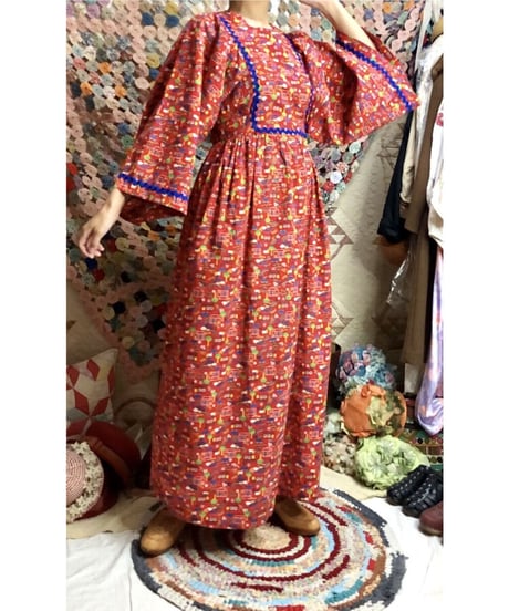 70's house print cotton dress