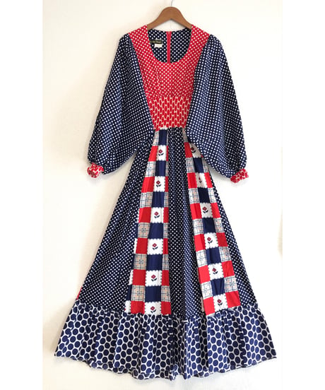 70s balloon sleeve dress