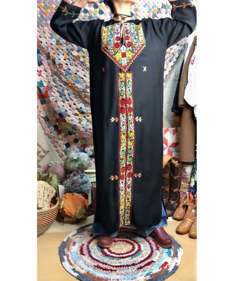 palestinian embroidered dress