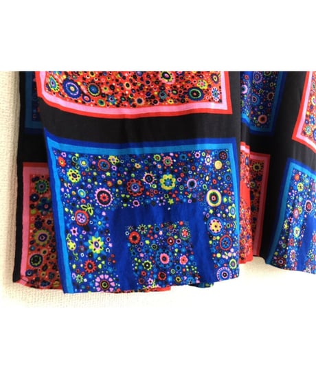 60's flower kaftan dress