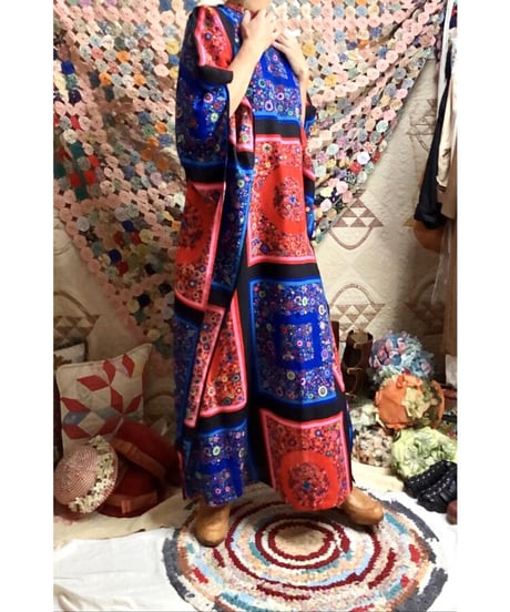 60's flower kaftan dress