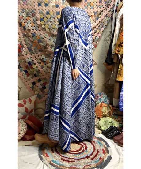 paisley handkerchief motif dress