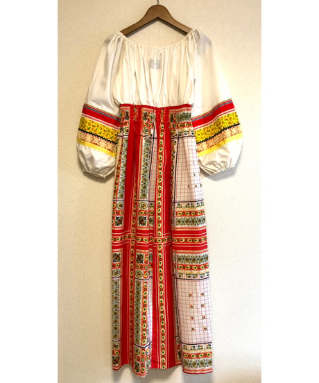 70s balloon sleeve flower print dress