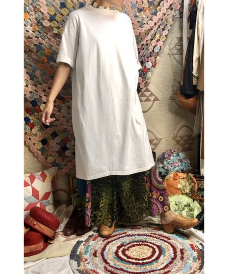 big tee white