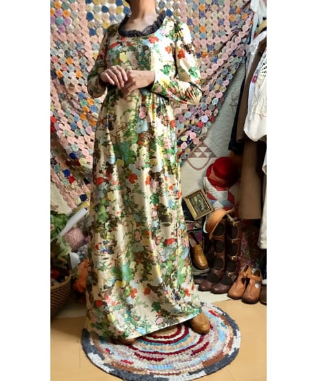 60-70s floral oriental dress