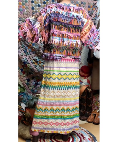 70s embroidered ribbon work skirt