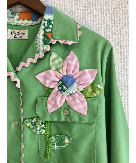 70's flower patch shirt