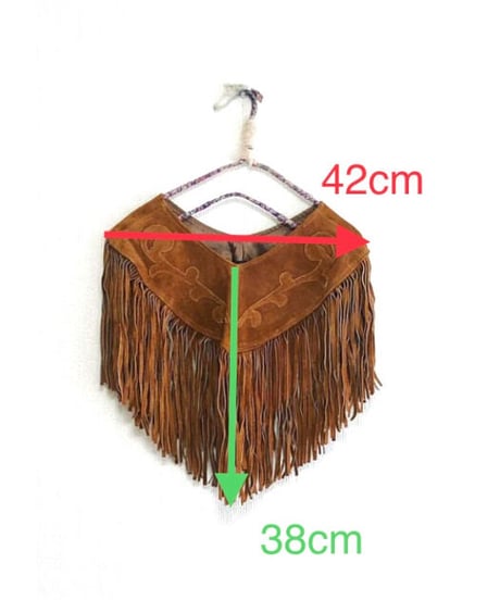 suède fringe collar