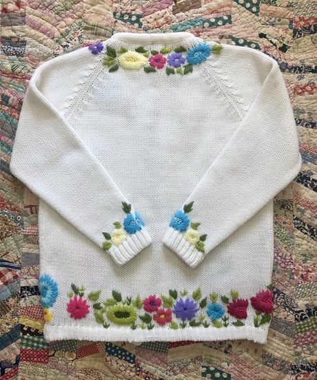 1960's flower embroidered cardigan