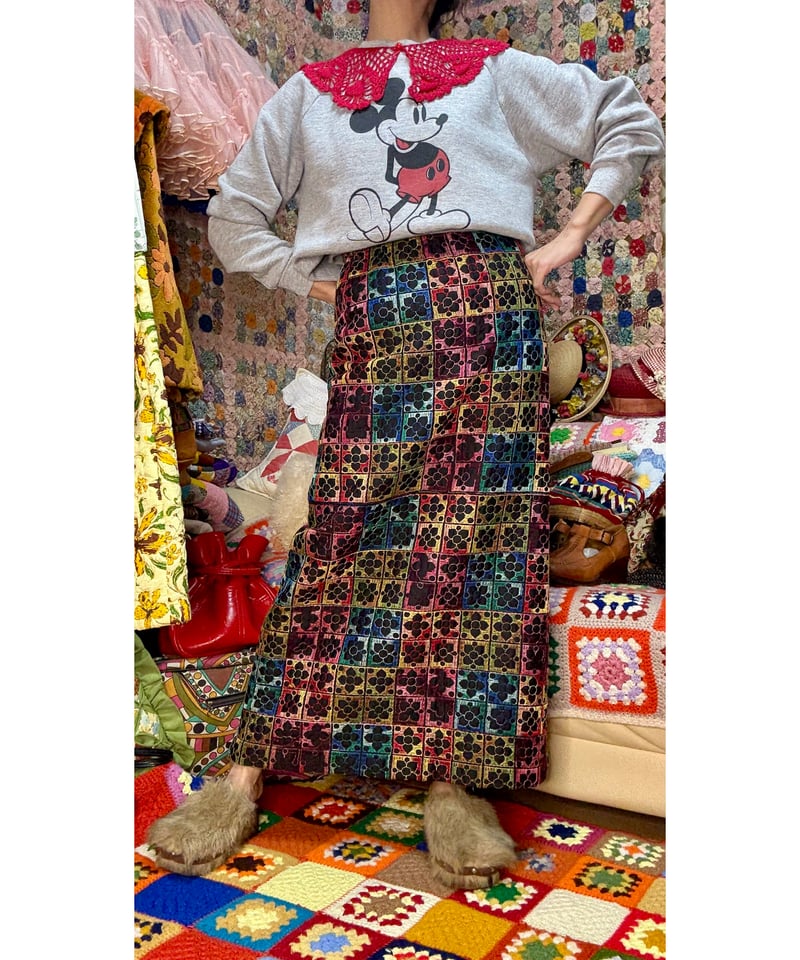 70s embroidered quilting skirt | Quilt