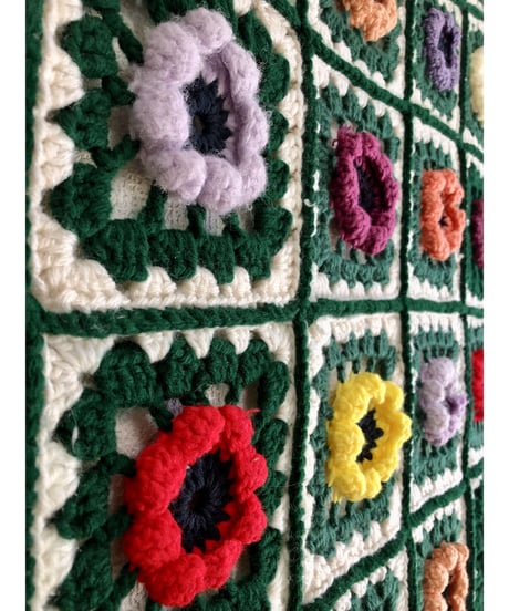 3D granny square flower blanket
