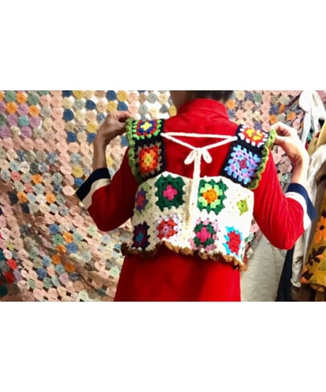 granny square vest white×black