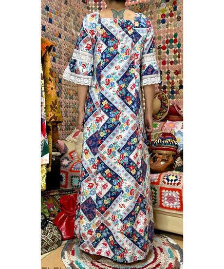 70s flower print dress
