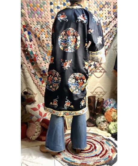 60's chinese embroidered robe