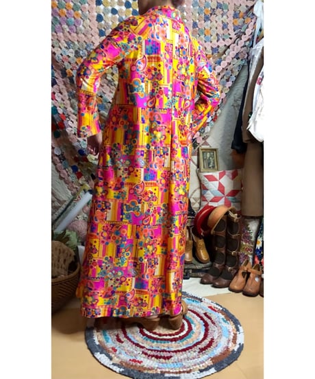 70s  psychedelic flower dress