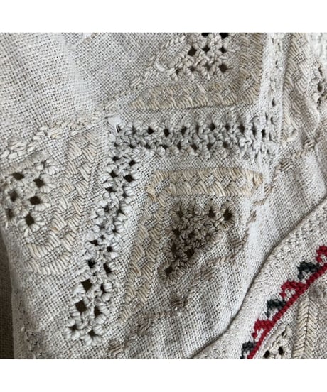 vintage ukrainian embroidered one-piece linen white