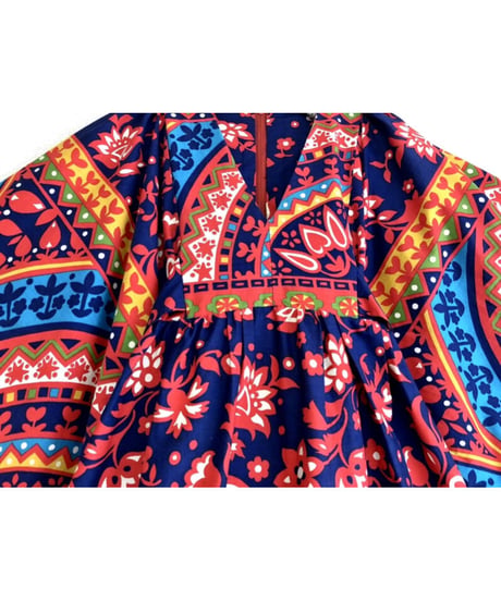 70's flower motif dress