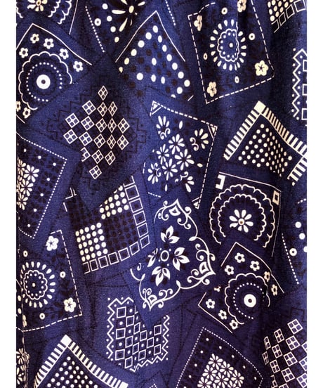 70s bandana print apron