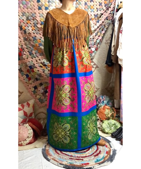 suède fringe collar